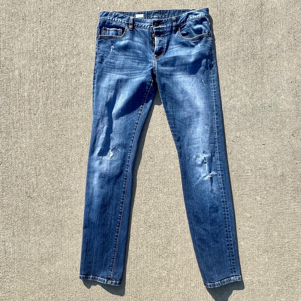 2000s Anne Taylor Loft distressed straight leg women's jeans, size 28 Tall!